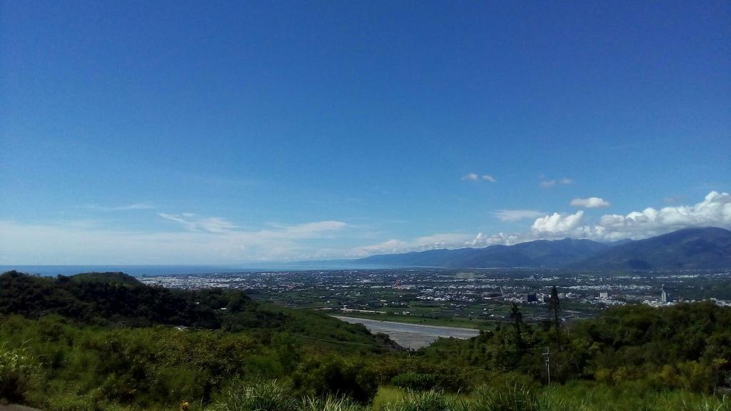 Sunrise Taitung Apartment Fuyuan Bagian luar foto