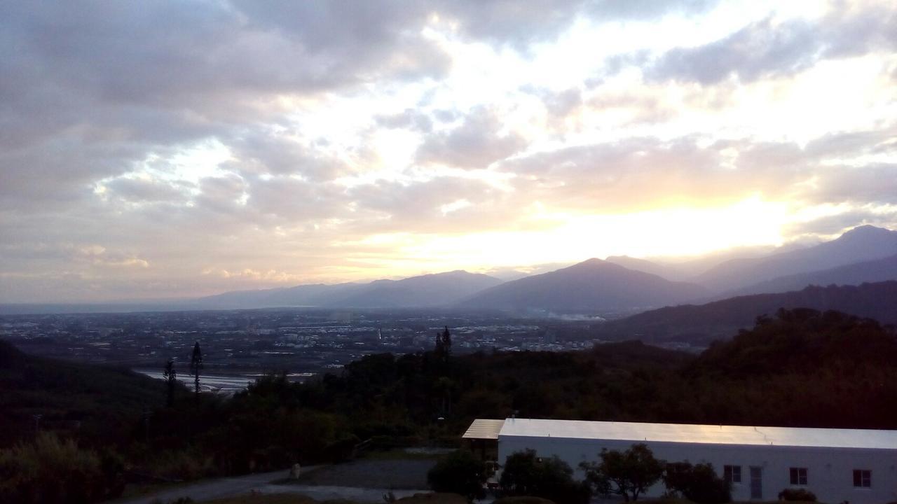 Sunrise Taitung Apartment Fuyuan Bagian luar foto